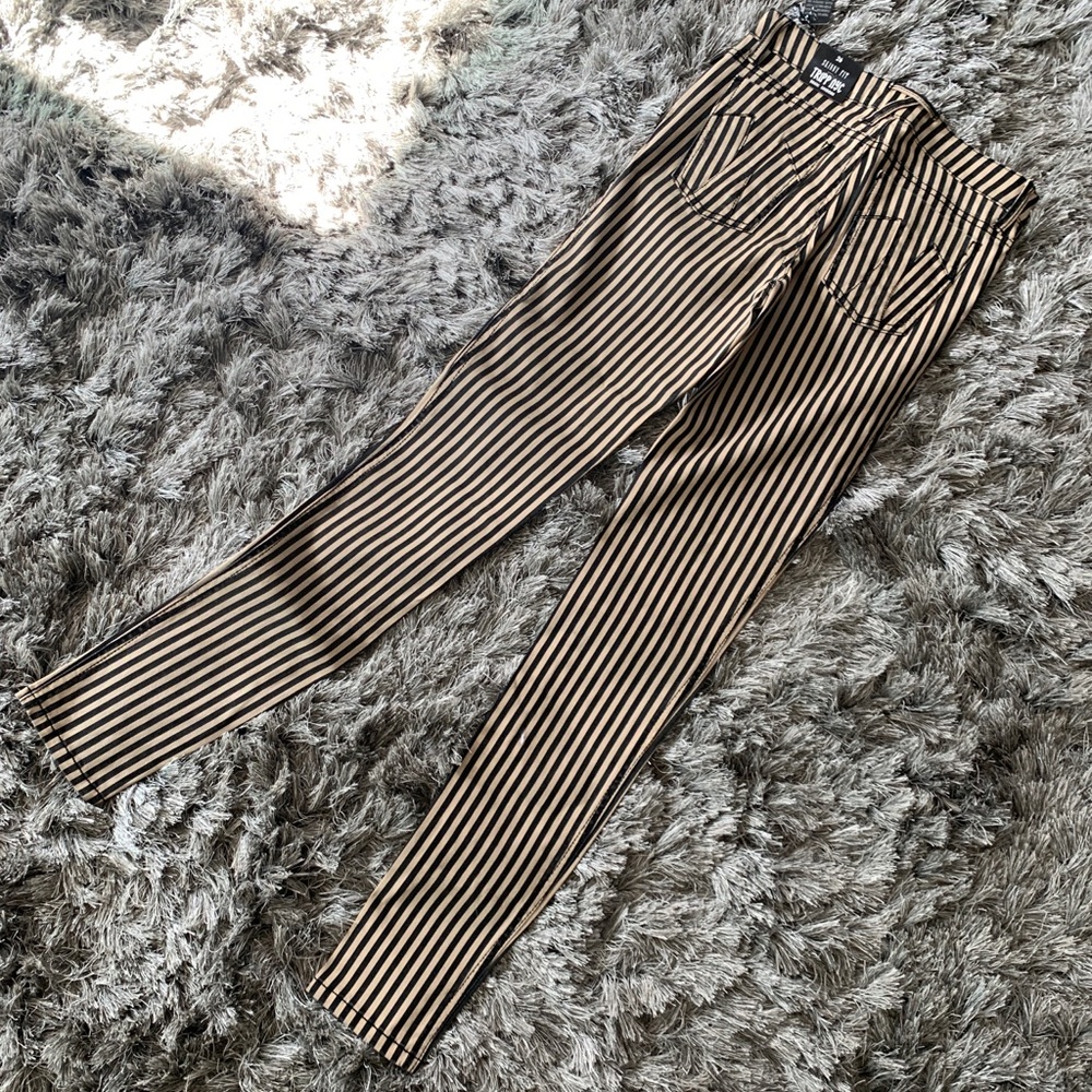 Tripp NYC Striped High Risk Skinny Jeans - Picture 8 of 10